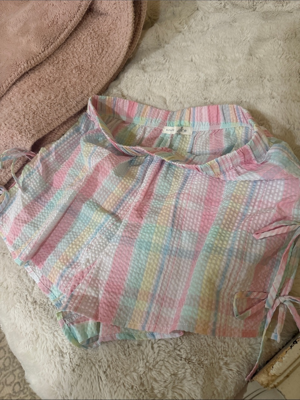 Lightweight Pastel Striped Women’s Peasant Top